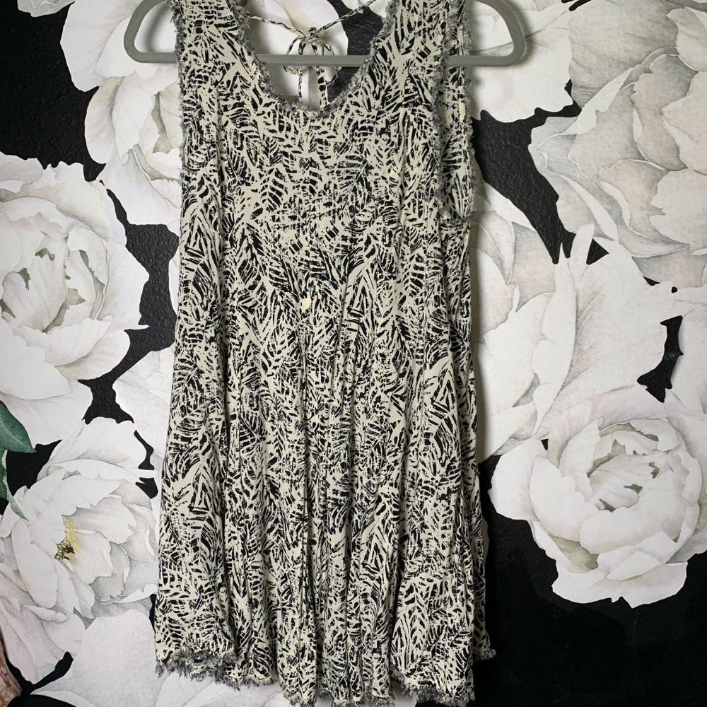 Ecote sz small sundress/swimsuit cover up flowy summer vibes - Picture 7 of 7